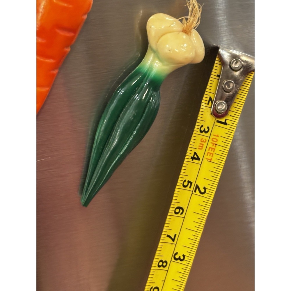 Vintage Novelty Fridge Magnets Vegetable Shaped - Picture 7 of 10
